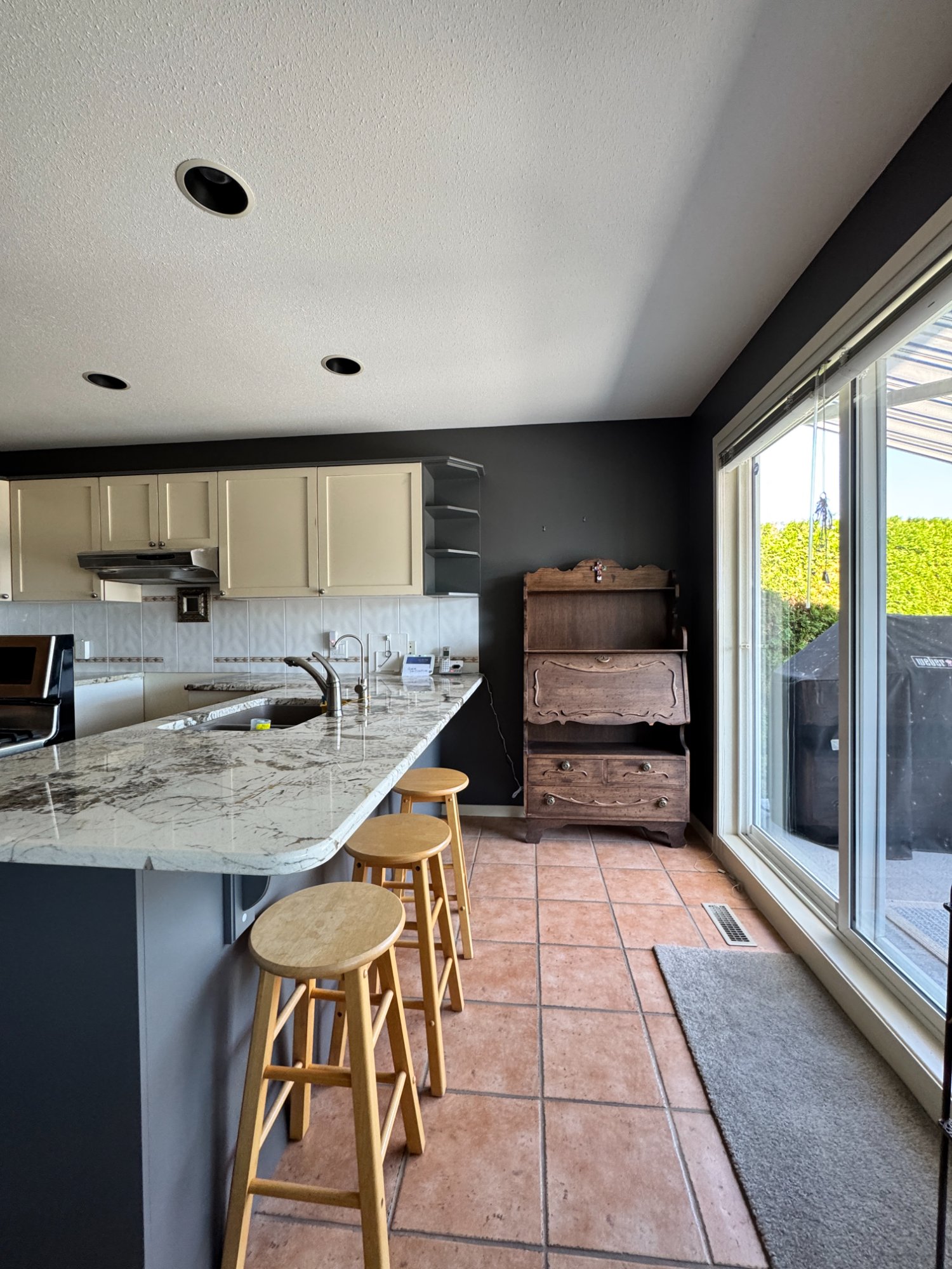 Kitchen finished after Poly-B restoration, West Kelowna
