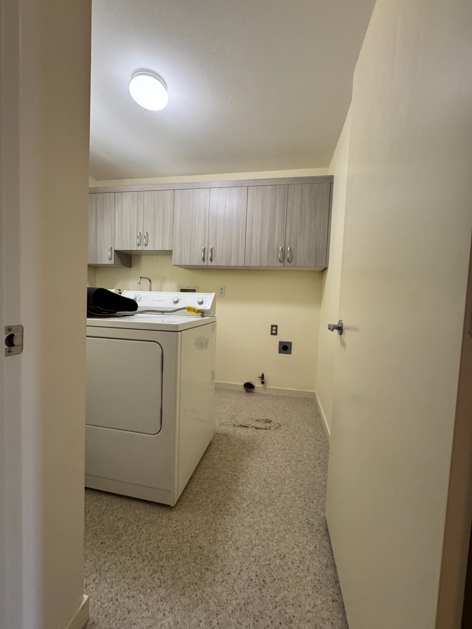 Laundry room finished after Poly-B restoration